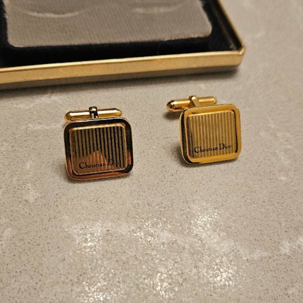CHRISTIAN DIOR Cufflinks Gold Tone - Picture 6 of 6